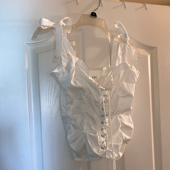 CUTE WHITE TOP - Picture 6 of 6